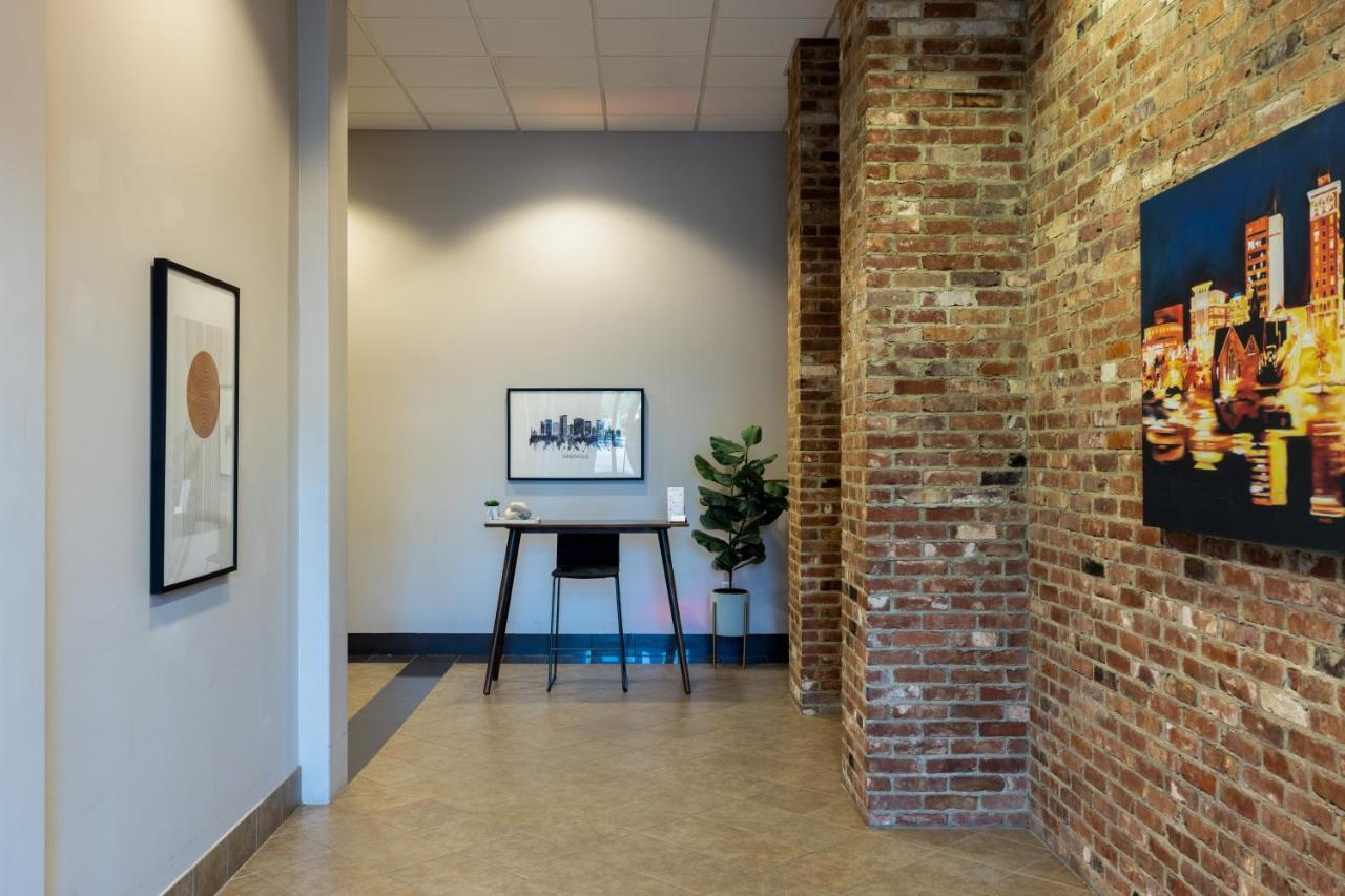 Mint House Greenville - Downtown Exterior photo